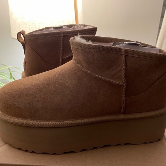 UGG Ultra Mini Platform Chestnut - Picture 4 of 5